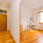 Rent4rest Castle View Family & Friends Bairro Alto * Lisboa