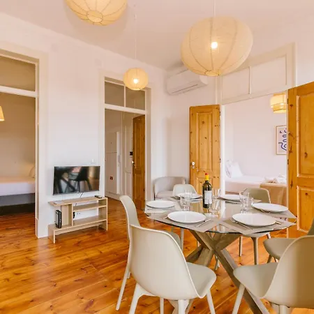 Appartement Rent4rest Castle View Family & Friends Bairro Alto Lissabon