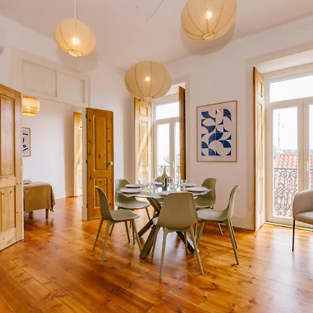 Rent4rest Castle View Family & Friends Bairro Alto Apartman