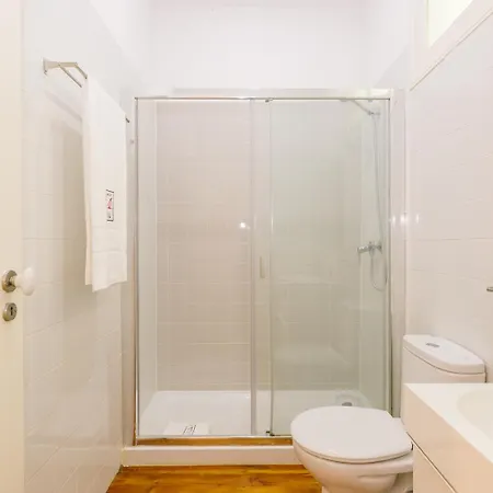 Appartamento Rent4rest Castle View Family & Friends Bairro Alto *