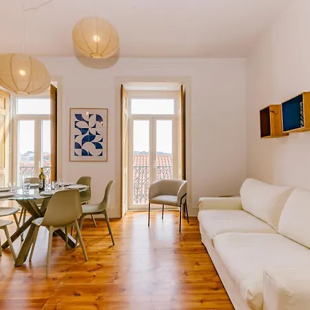 Rent4rest Castle View Family & Friends Bairro Alto * Lisbona