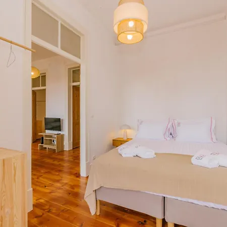 Rent4rest Castle View Family & Friends Bairro Alto Apartamento *