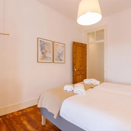 Appartamento Rent4rest Castle View Family & Friends Bairro Alto *
