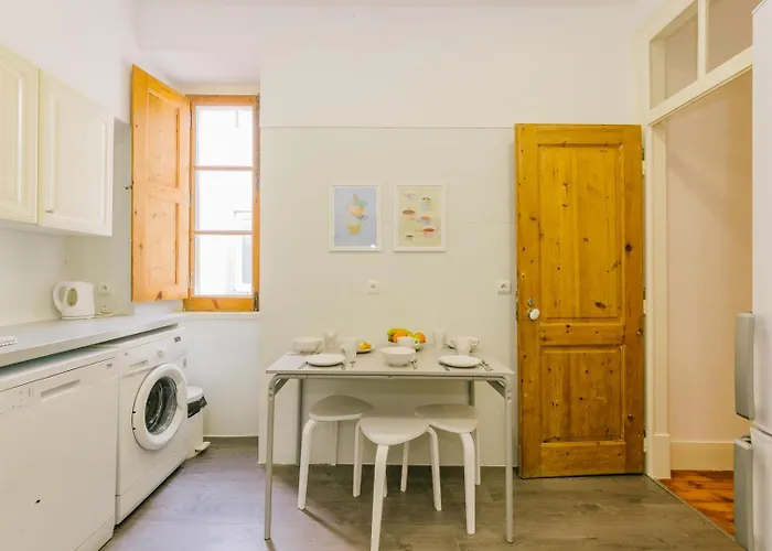 Rent4rest Castle View Family & Friends Bairro Alto Apartman