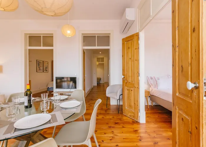 Apartamento Rent4rest Castle View Family & Friends Bairro Alto Lisboa