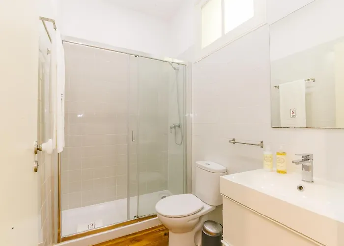 Apartamento Rent4rest Castle View Family & Friends Bairro Alto *