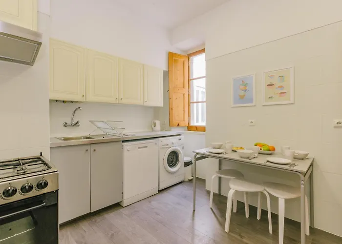 Apartamento Rent4rest Castle View Family & Friends Bairro Alto *